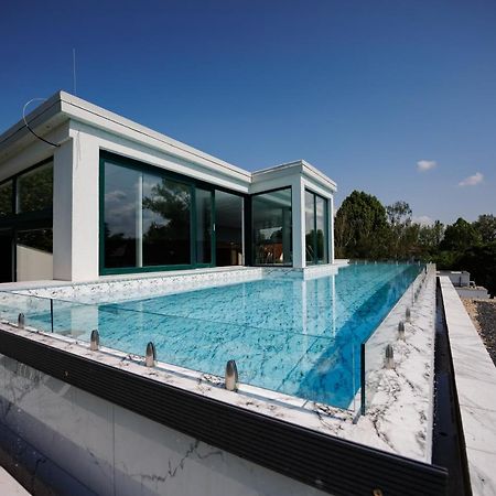 Villa Bauhaus Gold Siófok Eksteriør bilde